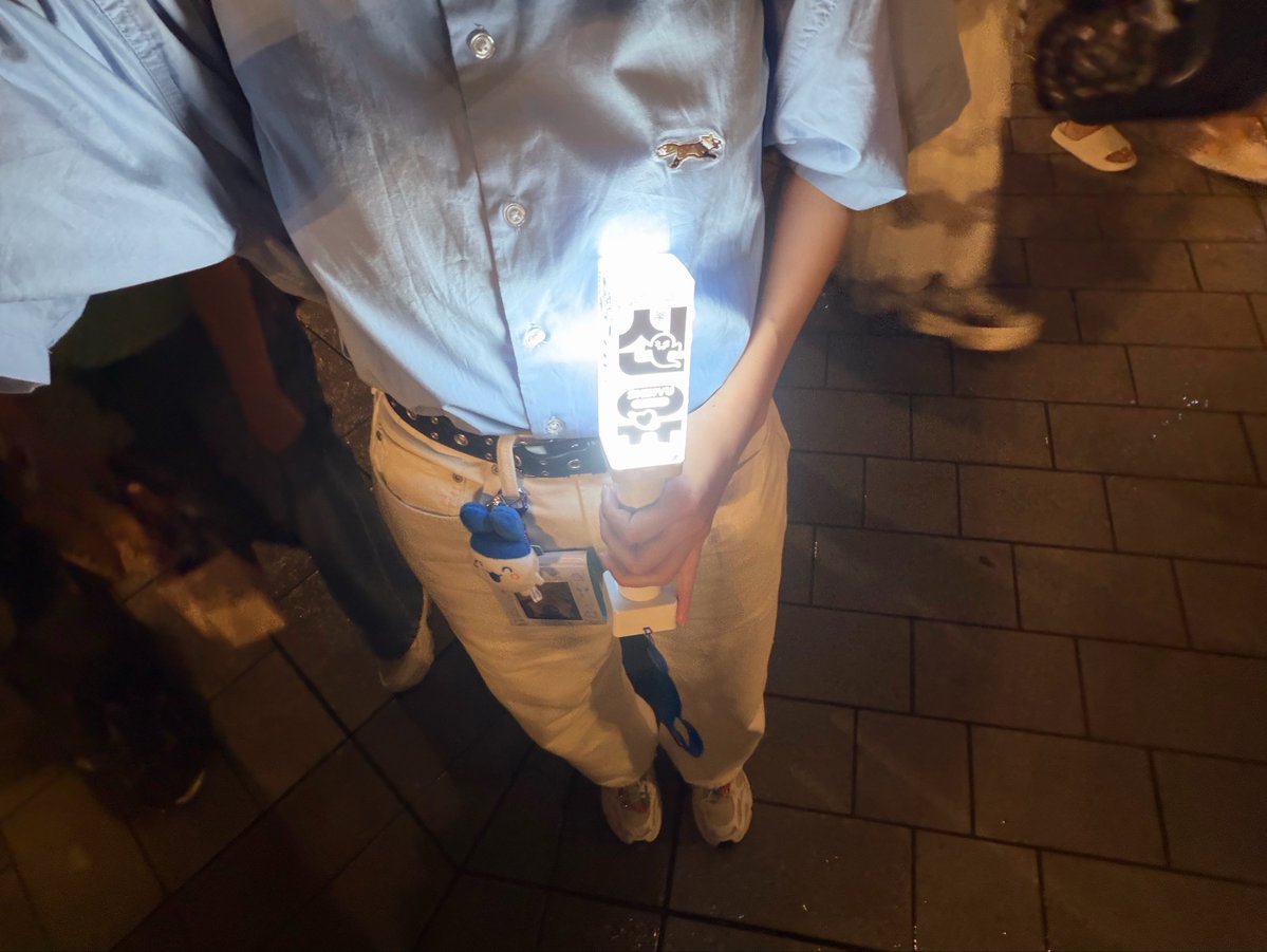 p____ch____'s tweet photo. 良すぎた🦒
hey！hey！で号泣 https://t.co/2sUbHib2mN