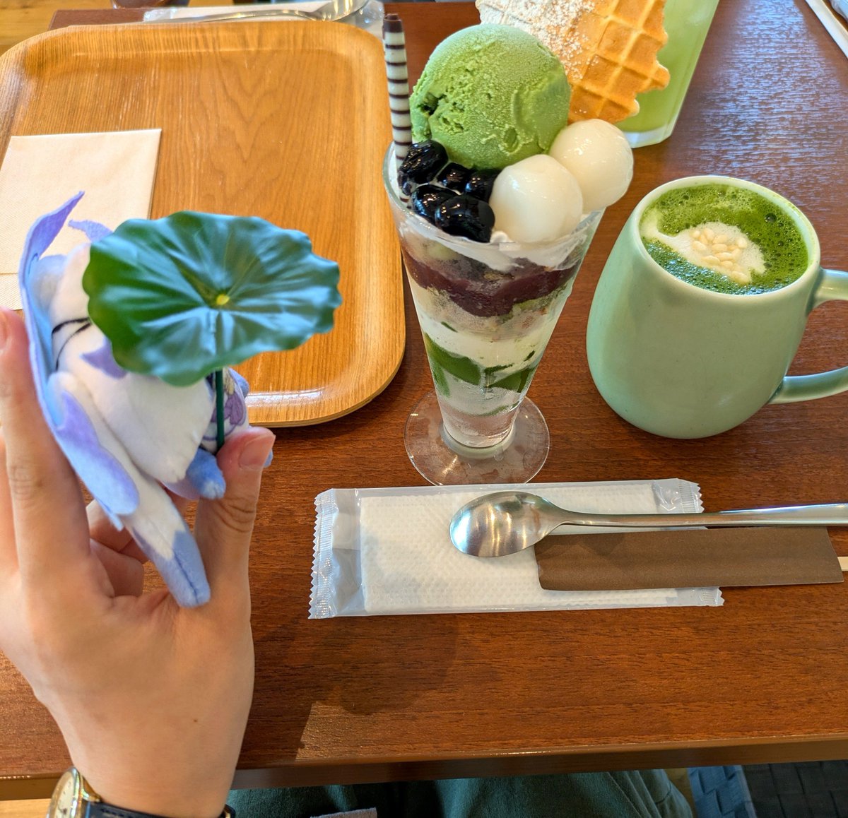 toritokakemono's tweet photo. ちょま、抹茶パフェと甘酒抹茶ラテだよ https://t.co/85JsOXAqvc