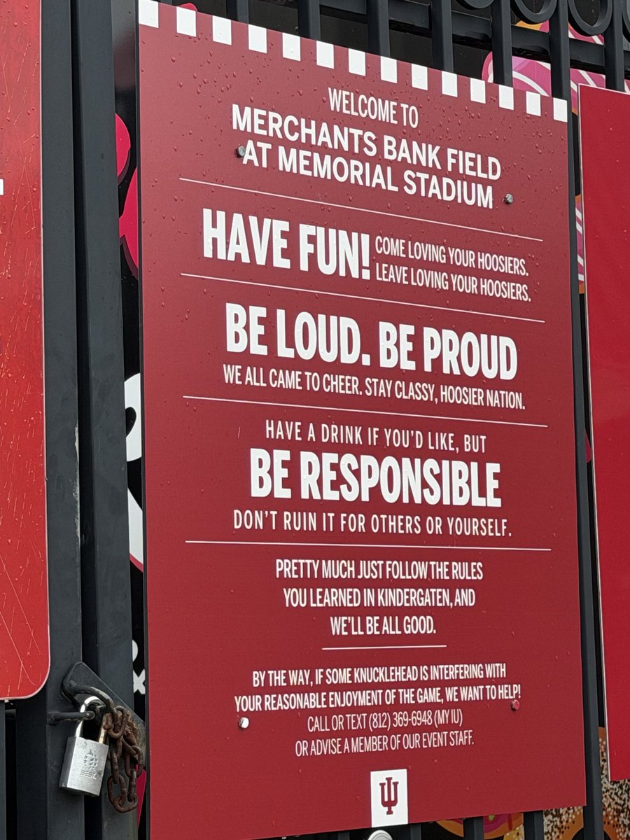 Bodey85's tweet photo. Not to be “that” guy but Hey #iufb you misspelled Kindergarten….. https://t.co/XwZuORMdSf