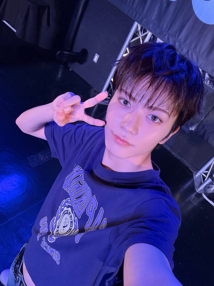 aoen_members's tweet photo. 山梨公演ありがとうございました😆
今日も最高に楽しかったです🐰

#aoen_青のはじまり
#aoen #アオエン #礼央 #REO https://t.co/ezf6Wszqzv
