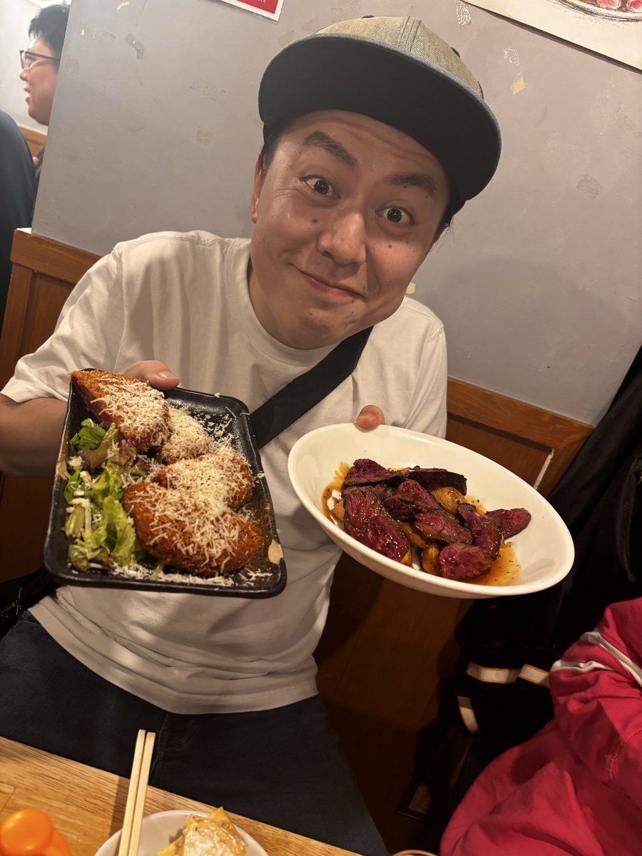 barbernoble2024's tweet photo. barberノーブルin秋葉原！
練習後にDr.タケシの誕生日のお祝いをしました🎂
いつもありがとう🥁
お誕生日おめでとう㊗️
#barberノーブル https://t.co/sIXjSM3JgT