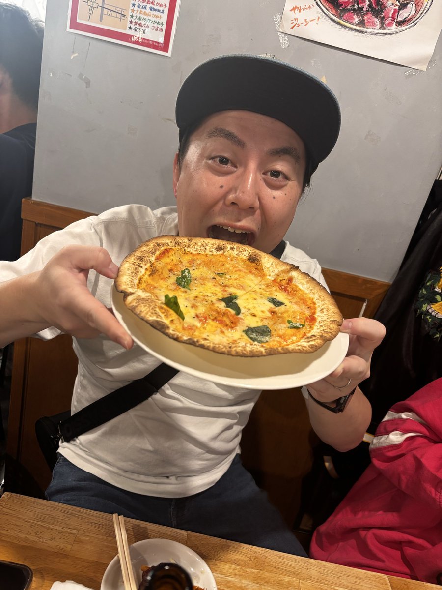 barbernoble2024's tweet photo. barberノーブルin秋葉原！
練習後にDr.タケシの誕生日のお祝いをしました🎂
いつもありがとう🥁
お誕生日おめでとう㊗️
#barberノーブル https://t.co/sIXjSM3JgT