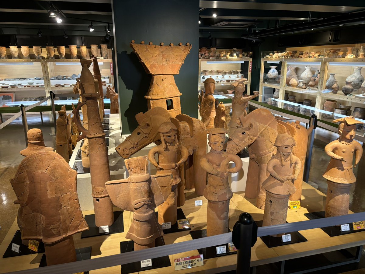 huryuan_ZZ's tweet photo. 博物館や資料館は、展示してある土器が多ければ多いほど私はテンションが上がります
そういうもんです。 https://t.co/Ou5E7wmNCO