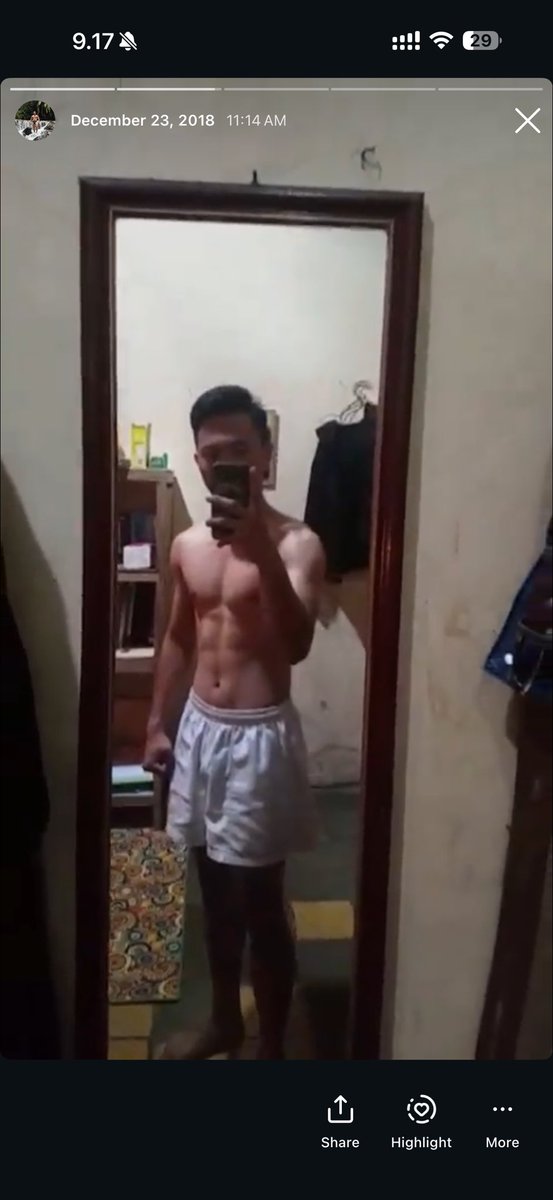 mas_alpha20's tweet photo. 2026-2018

Cuma butuh modal sama waktu 😭 dulu bener2 sekurus itu weh https://t.co/360WDAAP6R