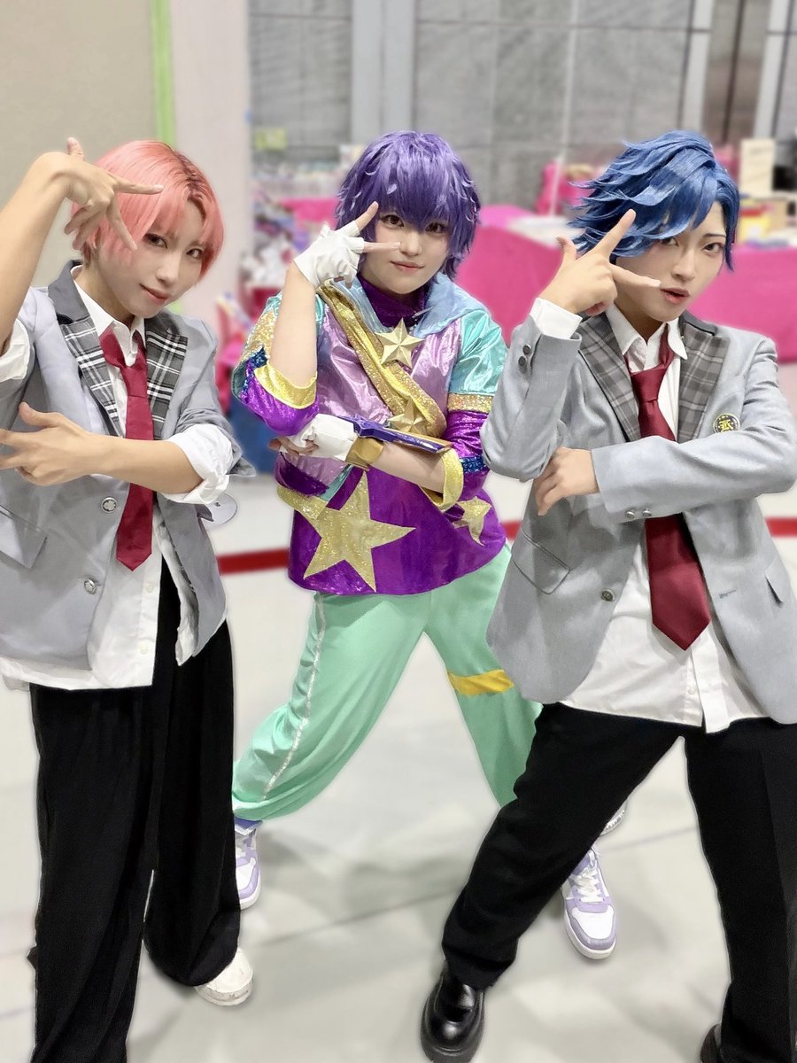 naninuneno722's tweet photo. cos / bkpr 🩷💜🩵
撮りたかったやつ、その２！
「お↑れ↓は〜…ク口セ…マイ|-✨」
#レイフレ36 https://t.co/LvCyKispOz