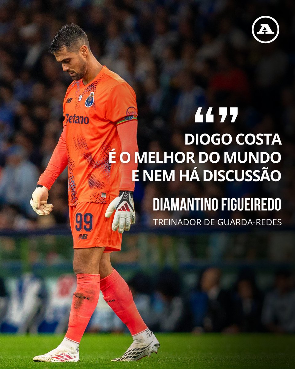 abolapt's tweet photo. O antigo treinador de guarda-redes do capitão portista, Diamantino Figueiredo, veio a público elogiar a liderança e a leitura de jogo de Diogo Costa. 🧤🤩

#diogocosta #diamantinofigueiredo #fcporto https://t.co/mpkVrQ125F