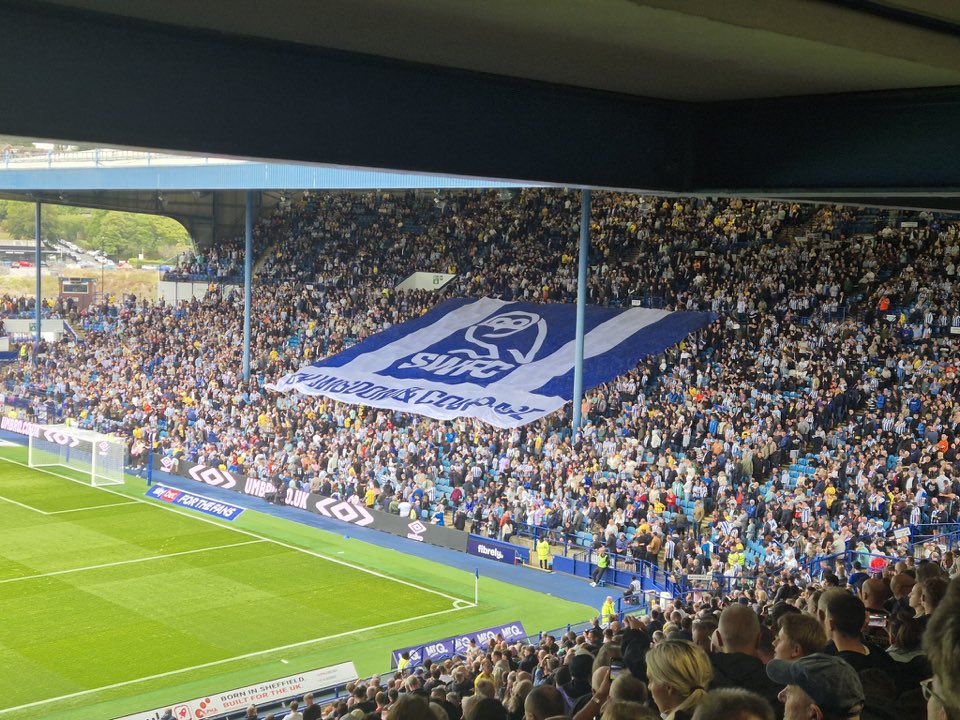 LeagueOne25 tweet picture