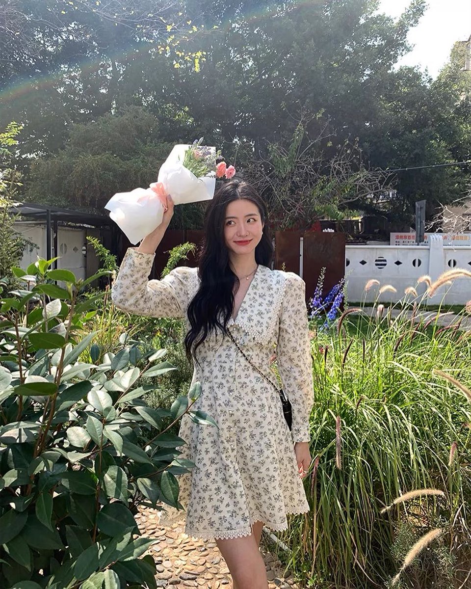 sinval775's tweet photo. Greetings from my side ✨ you are stronger than you think and today is full of possibilities. 💖
MlWL https://t.co/QunBzWHFQJ