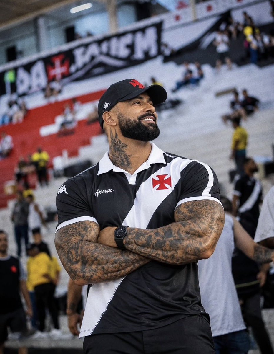 futeboldemacho_'s tweet photo. Vsf, Vasco! Que time pra ter torcedor gostoso, pqp 🥵 https://t.co/s549B2QsMo