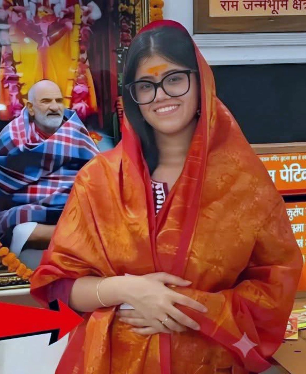 jasimpathan05's tweet photo. ये लड़की लंदन मे अच्छी खासी जॉब कर रही थी, लेकिन नौकरी छोड़कर अपनी जिंदगी की परी पूरी जमा पूंजी एक फिल्म मे लगा दी... 

और उस फिल्म का नाम है... Read news https://t.co/CN5p5FsDSs