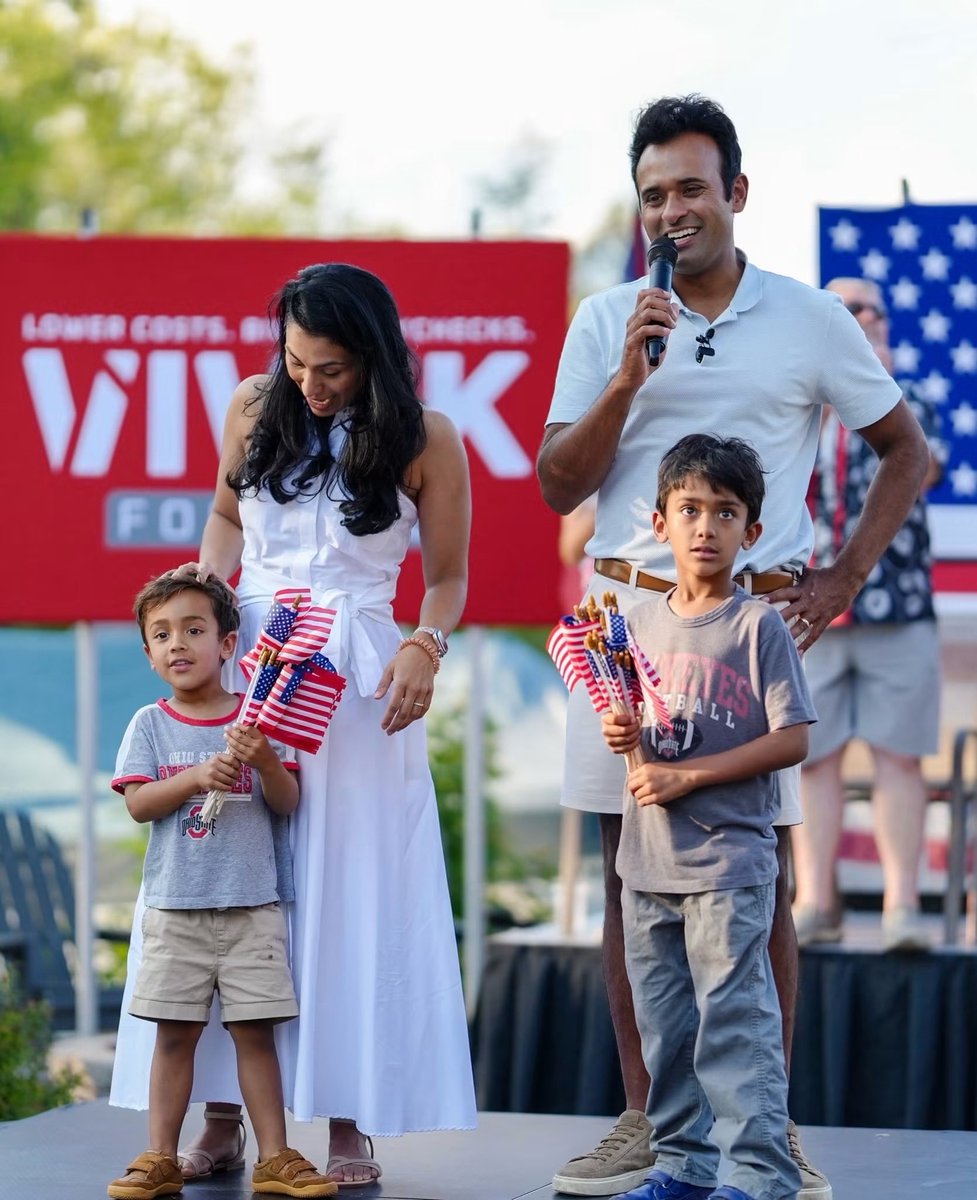 ShoemakerMoreno's tweet photo. Vivek is what the American dream is about.
   He worked real hard. He made something out of his life. 
  Vivek is the better choice for Ohio.🇺🇸💥 https://t.co/HdVTCTXUqF