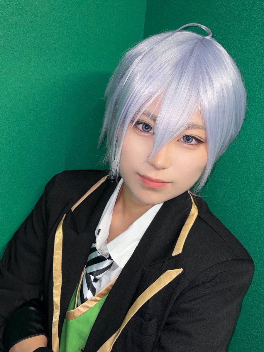 sen0_o0's tweet photo. ⚠︎cos/twst ⚔️
今日1盛れた写真を投下 https://t.co/vczWmT7KqS