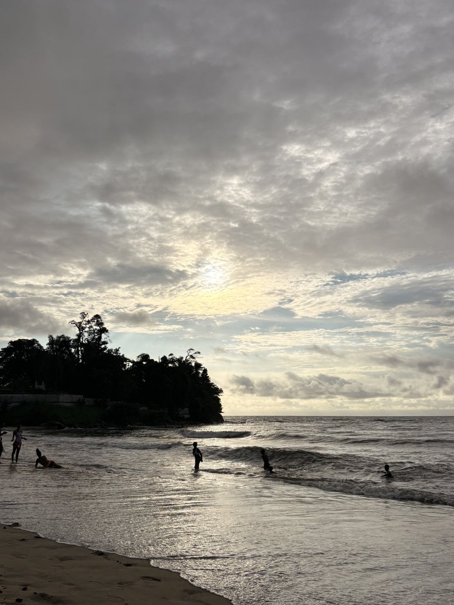 LeeKens4's tweet photo. Les vacances. https://t.co/SzFTDlomcu