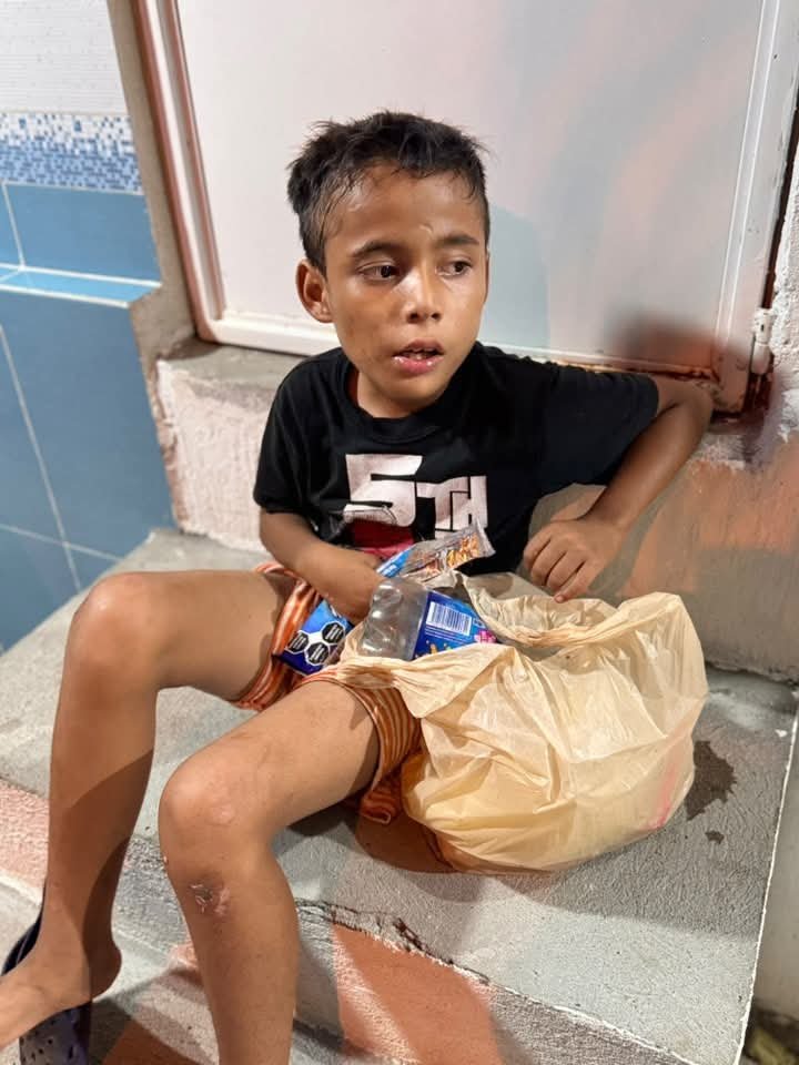 enlace_tabasco's tweet photo. #ServicioSocial | Ayudemos a Matías a regresar a casa

Se solicita el apoyo de la ciudadanía para localizar a los familiares de un pequeño que se encuentra en el sitio de taxis de Villa El Cielo, primera etapa, #Centro, #Tabasco. https://t.co/02E58X22Bg