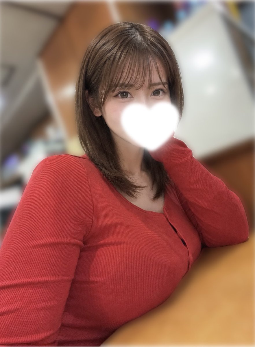 9leep8's tweet photo. ‘
職業病かな？🌷
本町でサラリーマンさんが道に迷ってて、「大丈夫ですか？」ってつい声をかけちゃったりするの。
困ってる人がいたら、放っておけないんだよね💭
こういうところ前のお仕事の名残かも😂 https://t.co/di1om7yZoj
