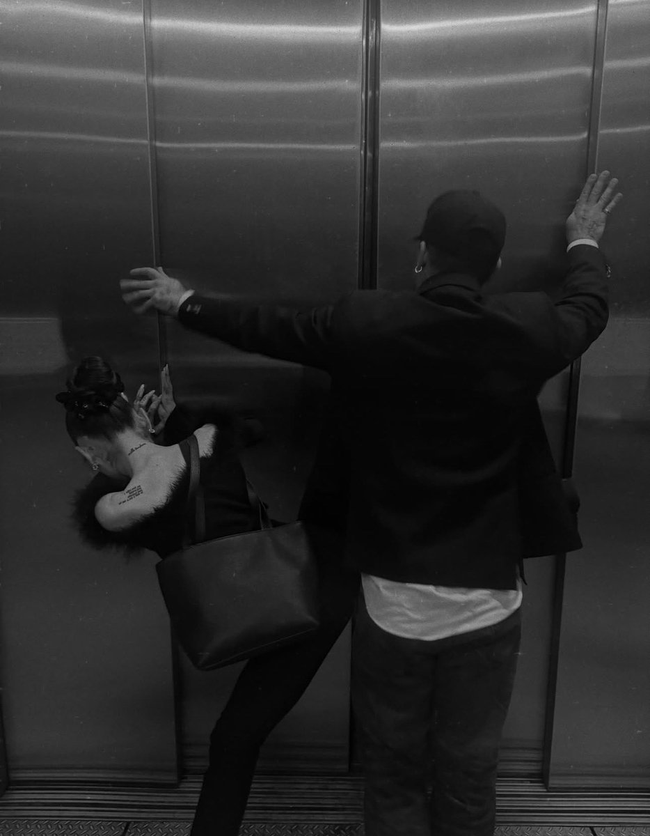 PopCrave's tweet photo. Ariana Grande reveals she got stuck in an elevator just after her final ‘eternal sunshine’ show. https://t.co/FJ70mvRAlZ