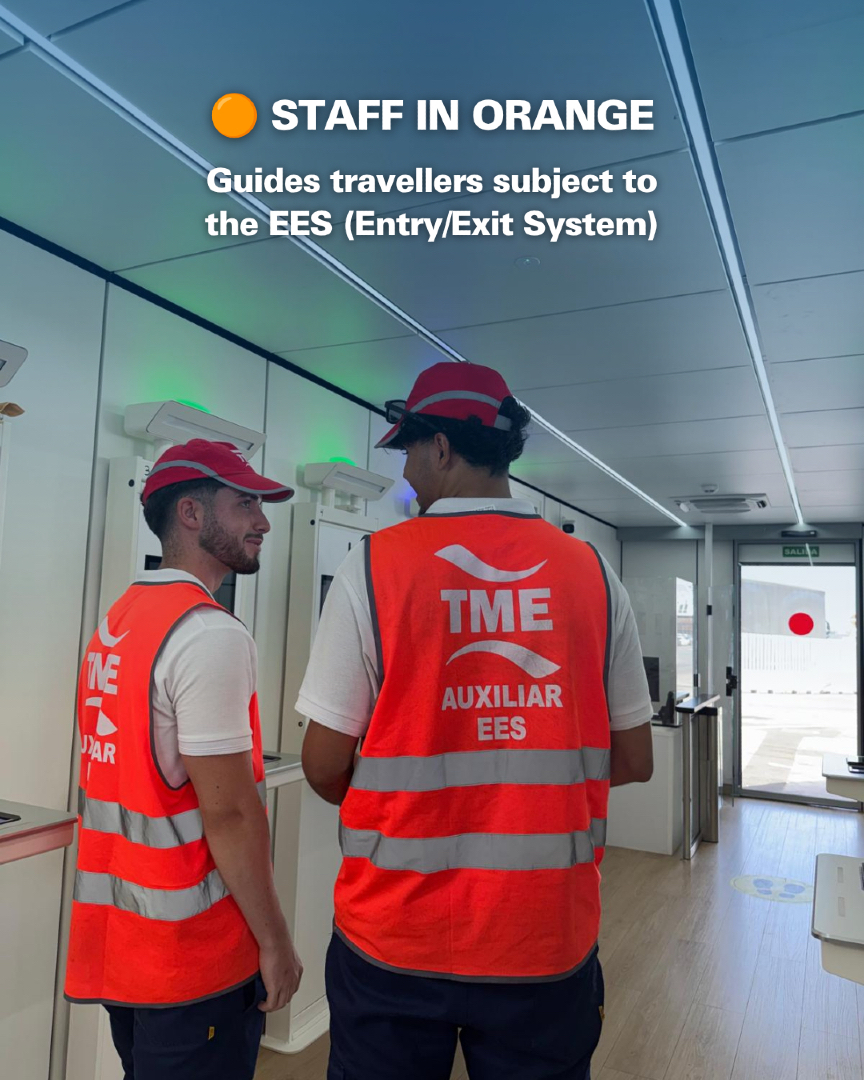 OPE_APBA's tweet photo. 🟡🟠 Who should you follow during the Return Operation? Look at the colour of the staff: yellow for EU citizens and orange for travellers subject to the EES. Always follow their instructions. 🚢
#OPE2026 #ReturnOperation #EES #Algeciras #PortOfAlgeciras https://t.co/Mhs6E7irQ2
