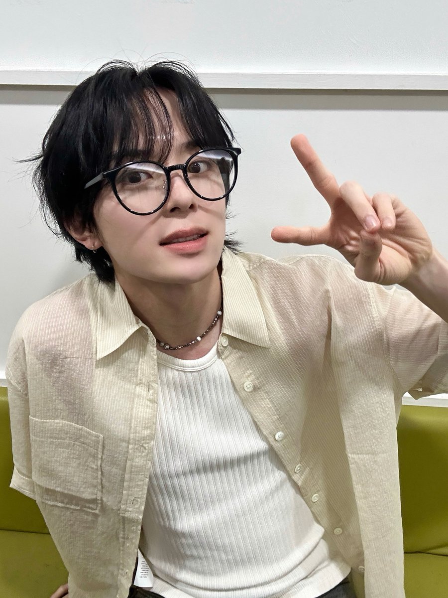 the_verivery's tweet photo. [📸]
2026.09.12
KBS2 #살림하는남자들

리액션까지 완벽했던 살림돌 강민🫣

#베리베리 #VERIVERY #VRVR
#강민 #KANGMIN
#CONFETTI #Dont_Panic https://t.co/yWtGi2PVIo