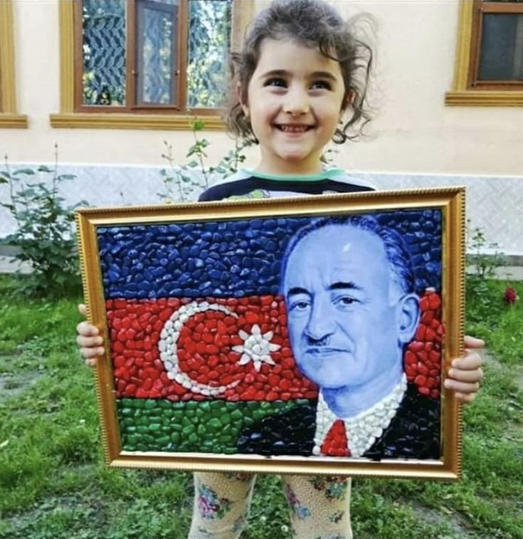 Cherish_9728's tweet photo. Love being an Azerbaijani girl🇦🇿 https://t.co/nAeBTLUPum