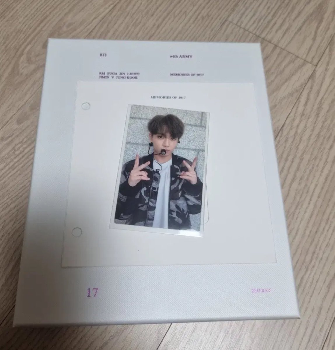 jmncollects's tweet photo. #jmnfinds wts lfb pc ph bts

memories of 2017 bluray memo 17 br set w/ jungkook pc - ₱18,500 (check vid condi on the replies)

- payo to secure (prio) or 50 % dp rem bal once onhand (dop option for PH buyers only) 
- still in KR

dm to claim! https://t.co/5cLGm3rcLt