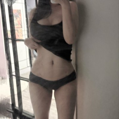 Aliojx4's tweet photo. Do you like black?💕 https://t.co/77nwyIaFZS