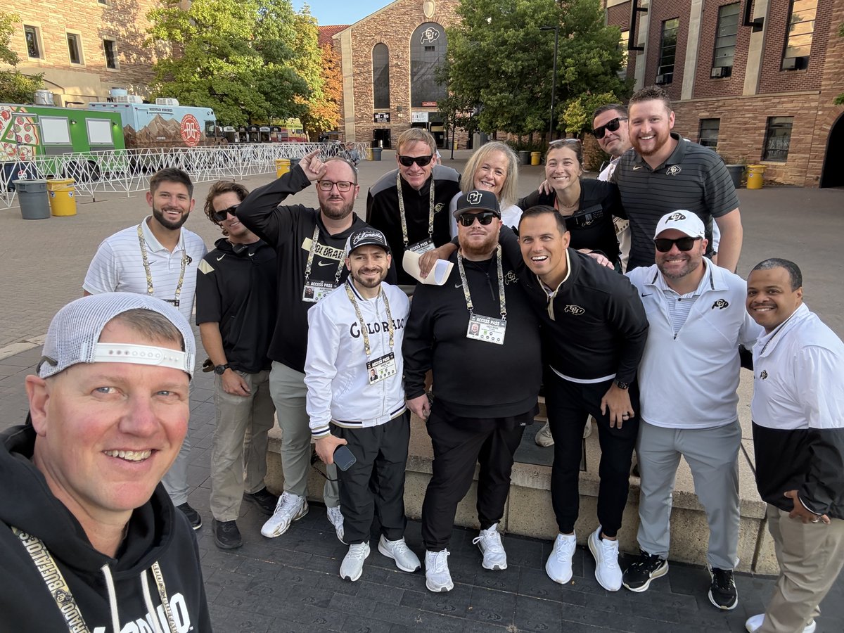 flovom's tweet photo. Rise and shine, Buff Nation. It's @CUBuffsFootball GAMEDAY at Folsom‼️🏈

We just wrapped our stadium-readiness walk with our incredible game ops and fan experience teams. Folsom looks GREAT and is ready to welcome 45K+ of our closest Buff family and friends.

See you in a few hours. Be loud, wear white, and let's go 2-0!

#GoBuffs 🦬