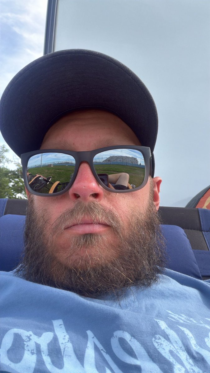 furbtastic37's tweet photo. Happy Saturday everyone enjoy the weather we have it won’t be this way long https://t.co/CRY4ZXkUTh