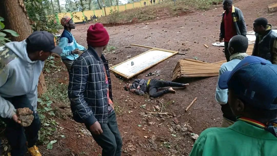 _James041's tweet photo. Innocent people shot dead in Embu County by William Ruto's killer militia. https://t.co/mEGvU53K41
