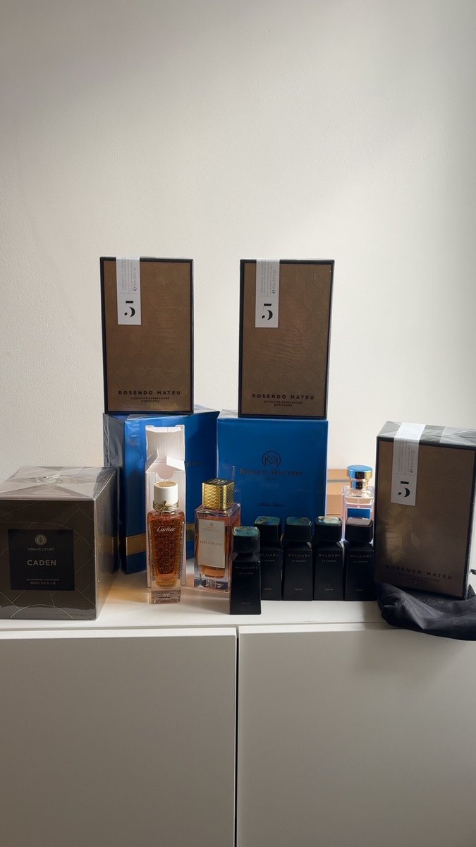 MaisonSmell's tweet photo. Selem les frère je débute je dans la parfumerie de niche ! Voilà quelques références que vous pouvez retrouver actuellement chez nous disponible en île de France 

Snap 👻 : maison.smell https://t.co/Ndz7phxaEm