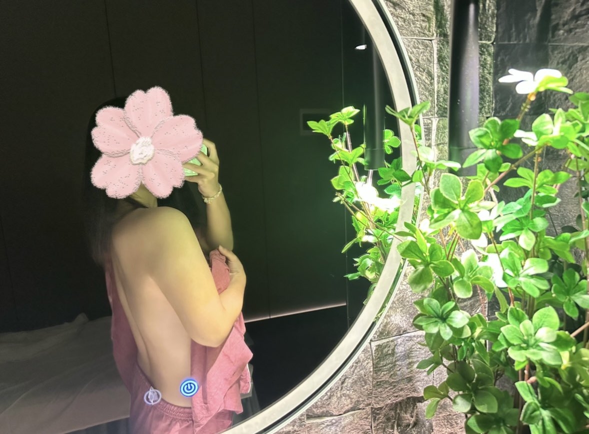 xnscq2's tweet photo. 精油spa https://t.co/C9sjtKK0Mf