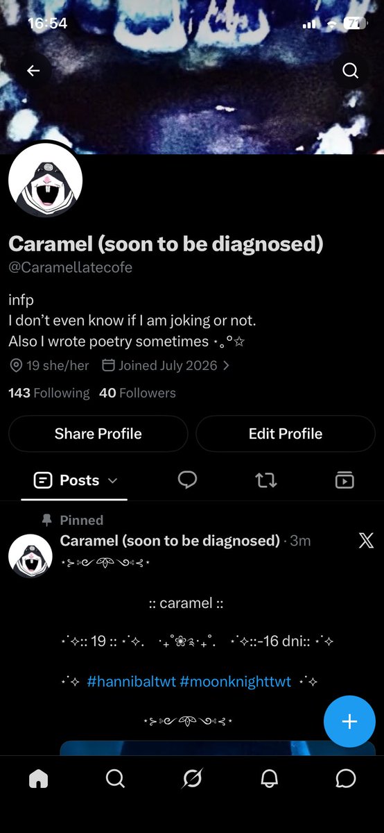 Caramellatecofe's tweet photo. UPDATE GUYS UPDATE #Newoutfit https://t.co/2OhAoPnDy6