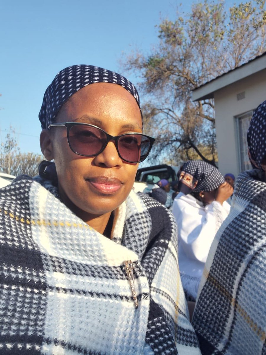 tshepiyame's tweet photo. Re tsweletse re nyadisa twin ya wa July. What a blessing 🙌, it can only be by the grace of God. Re ntse re mo pakeng tsa July. Marriage is beautiful
#patlo
#weddingSeason https://t.co/ODlIJHissM