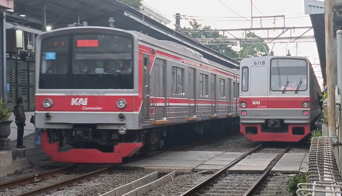 TokyoMetro_6000's tweet photo. 👍 https://t.co/HllwMz468c