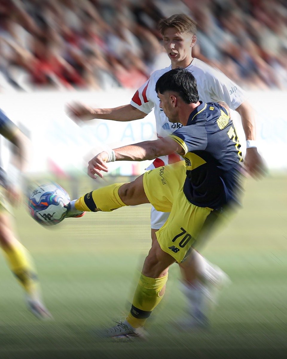 Modena_FC_1912's tweet photo. 🟡🔵⚖️ #SudMod 1-1 | Un punto a testa a Bolzano.

#DaiGialli https://t.co/q1SCUteUoi