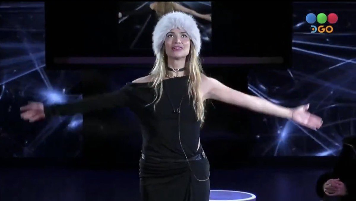 Mai_Solzia's tweet photo. #JuntadaSolangista 

Hoy desde las 15:00hs hasta las 17:00hs nos reunimos en el Obelisco.

 #GranHermano https://t.co/n0q5yndt0N