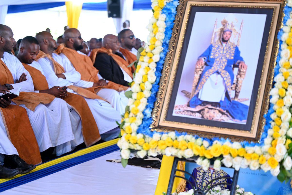 millybabalanda's tweet photo. Today, I joined the Deputy Speaker, Rt. Hon. Thomas Tayebwa, government dignitaries, the people of Tooro Kingdom, cultural leaders and thousands of Ugandans to pay our last tribute to the late King Oyo Nyimba Kabamba Iguru Rukidi IV during the funeral service at St John’s Cathedral.

His Majesty King Oyo will be remembered in World Records as the world's youngest reigning monarch; he ascended the throne at just 3 years old after the death of his father and ruled Tooro for nearly three decades.

King Oyo's death was an immeasurable loss to the Tooro Kingdom and Uganda at large.

On behalf of the National Organising Committee (NOC), I wish to express our deepest and most heartfelt gratitude to His Excellency President Yoweri @KagutaMuseveni for allowing His Majesty King Oyo Nyimba Kabamba Iguru Rukidi IV a befitting official burial and for standing with the Kingdom at such a darkest hour.

We are profoundly indebted to H.E. President Museveni for his fatherly love and exceptional generosity in catering for all expenses, right from the time His Majesty fell sick, his medical treatment in the United States, to the chartering of the flight that returned his body home to Entebbe, and the full organisation of his official send-off.

His personal presence at Entebbe International Airport to receive the body of the King, laying a wreath and bowing before the casket draped in the national and kingdom flags, spoke volumes of his respect for the institution of the Tooro Kingdom and traditional institutions in Uganda. This gesture comforted the entire Tooro fraternity and all Ugandans who cherished King Oyo.

President Museveni's decision to accord King Oyo an official burial is a true testament to his unwavering commitment to unity, culture, and the dignity of our traditional kingdoms. 

I appeal to the people of Tooro to remain united, calm and prayerful during this difficult time and preserve the legacy of the late His Majesty King Oyo.

"The Lord is close to the brokenhearted and saves those who are crushed in spirit." _Psalms 34:18

May His Majesty King Oyo Nyimba Kabamba Iguru Rukidi IV rest in eternal peace.

For God and my country!