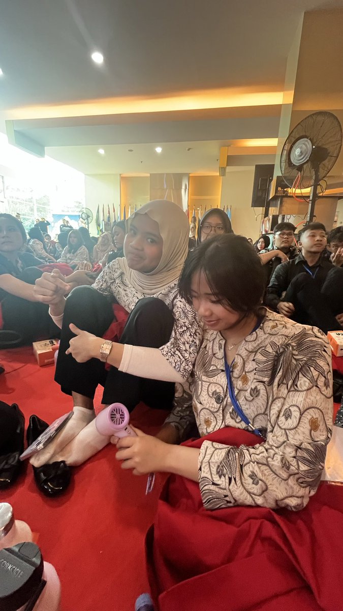 syasyaaul's tweet photo. https://t.co/5qBo9A6r51