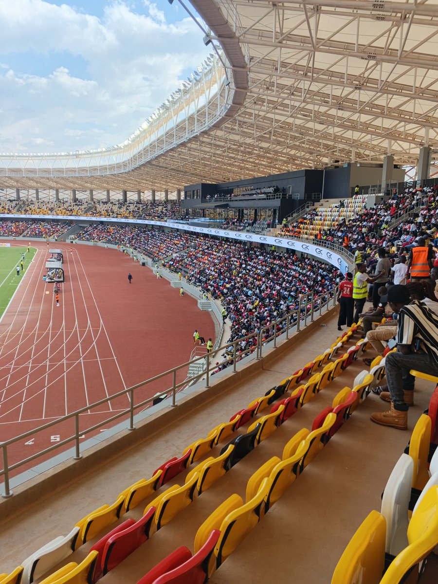 la_kgeorge's tweet photo. @ignyharaz2 Ugandans are happy lot. Or should I say football is an aphrodisiac. https://t.co/3bXTjNDCfq