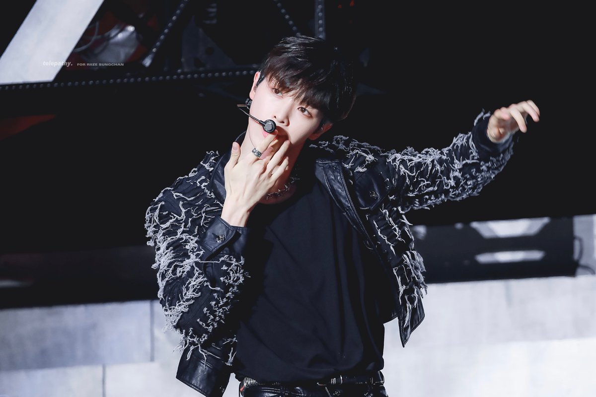 telepathy0913's tweet photo. 𝗛𝗮𝗽𝗽𝘆 𝗕𝗶𝗿𝘁𝗵𝗱𝗮𝘆
#나는사실성찬생일을정말축하해
#25BloomWithSungchan https://t.co/g7BgFpMnH8