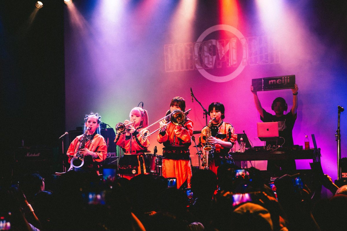 MOS_brass tweet picture