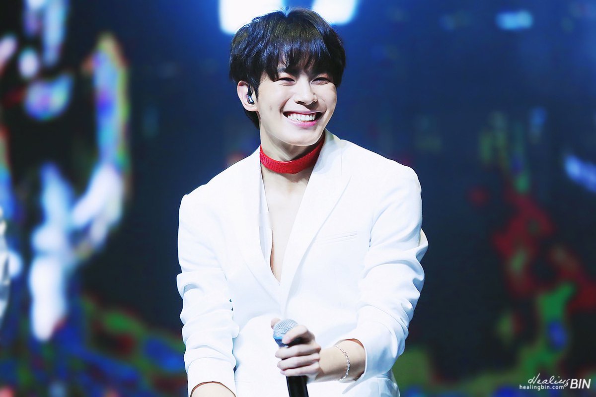 VIXX_SIXX's tweet photo. https://t.co/RxEHGKBIcR