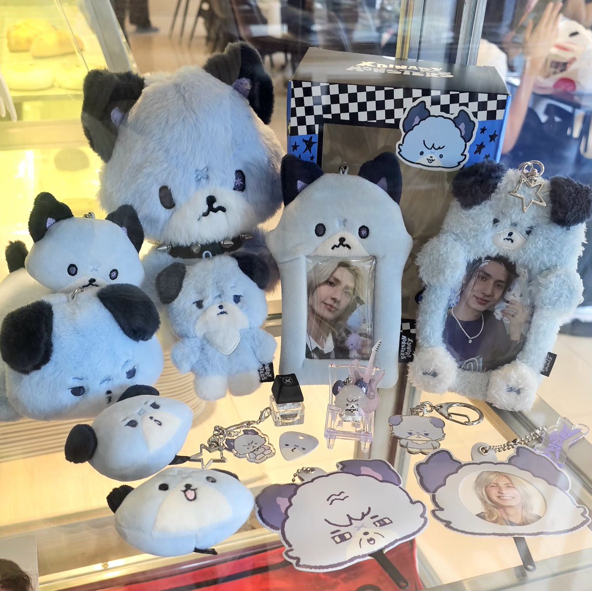 alizarinxxx's tweet photo. 👑🐺
คาเฟ��น่ารักมากกกกกก ขอบคุณกอวด้วยคับ

#RockstarArcadeJY https://t.co/LNlGpAUOXp