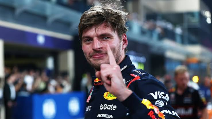 RBR_Daily's tweet photo. Max Verstappen will be starting P3 for the Spanish Grand Prix 🔥

Not a pole but we will get there soon. https://t.co/CDS9UcnWWA