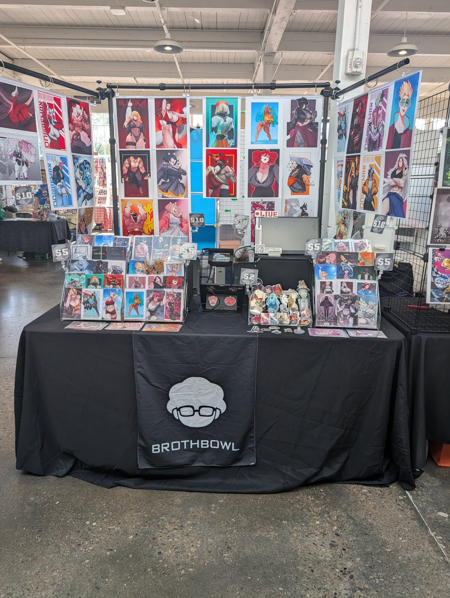 BrothBowl's tweet photo. I'm at Grafficker Alley today!

Open from 11-5pm

Free admission!

If you're close to the Small Arms Inspection building in Mississauga come say ALOO! https://t.co/Yplpw2Xled