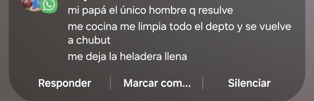 chaqui___'s tweet photo. cuando te gusta una pero tiene un re edipo mal https://t.co/96Z5dEScRs