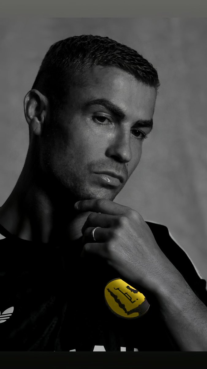 iiii2i1's tweet photo. يوم فيه النصر هو يوم سعيد 💛💛 https://t.co/9y0a9hzxtp