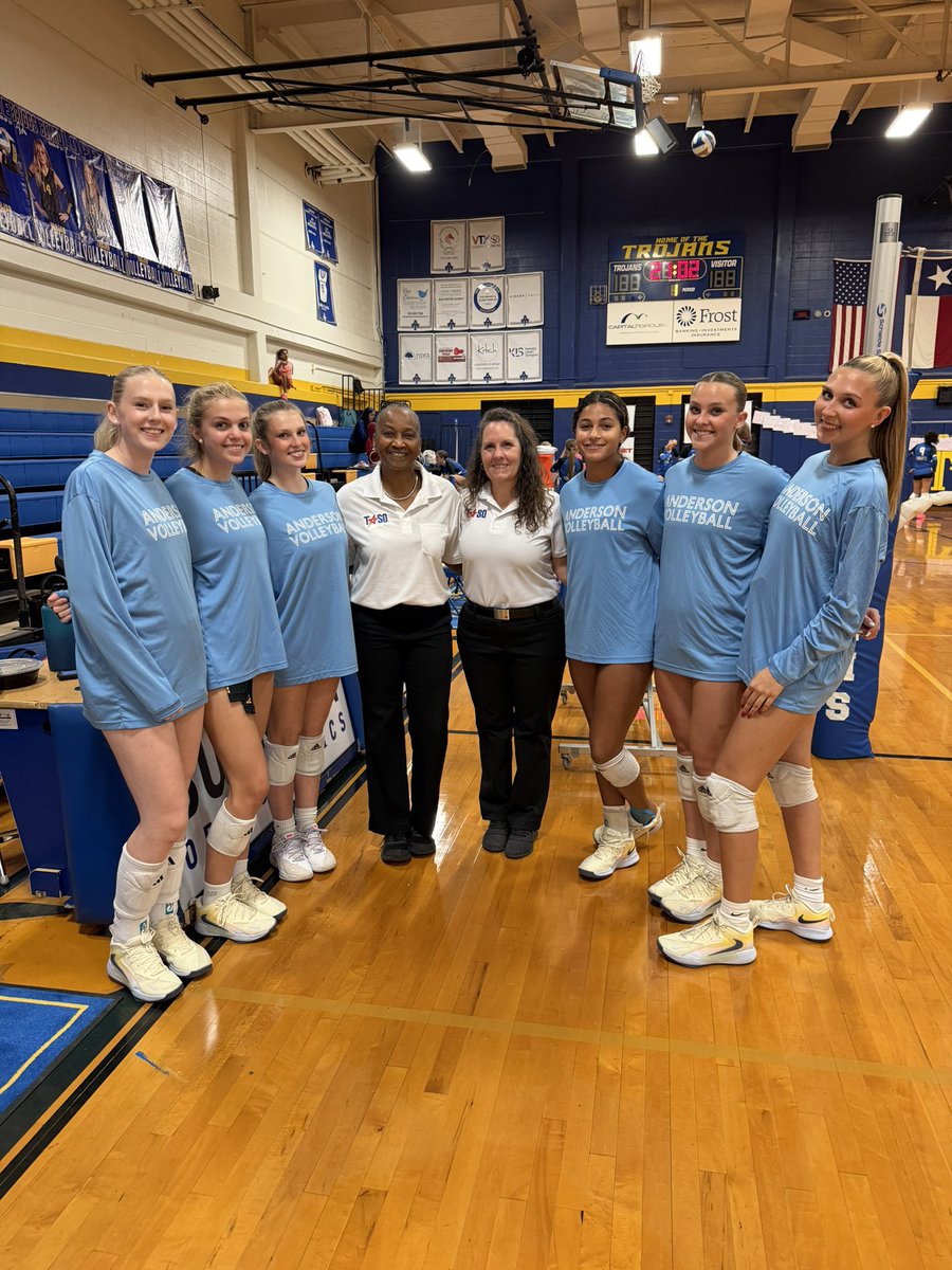 CoachAllen_KG's tweet photo. Last night we recognized our officials at our home-district opener. When I got home, I had an email from one of the officials thanking us and sharing how much the small gesture impacted her. We appreciate you! @THSCAcoaches #TASO #TheTexasWay #THSCABrandAmbassador https://t.co/qGoFFSZIqk
