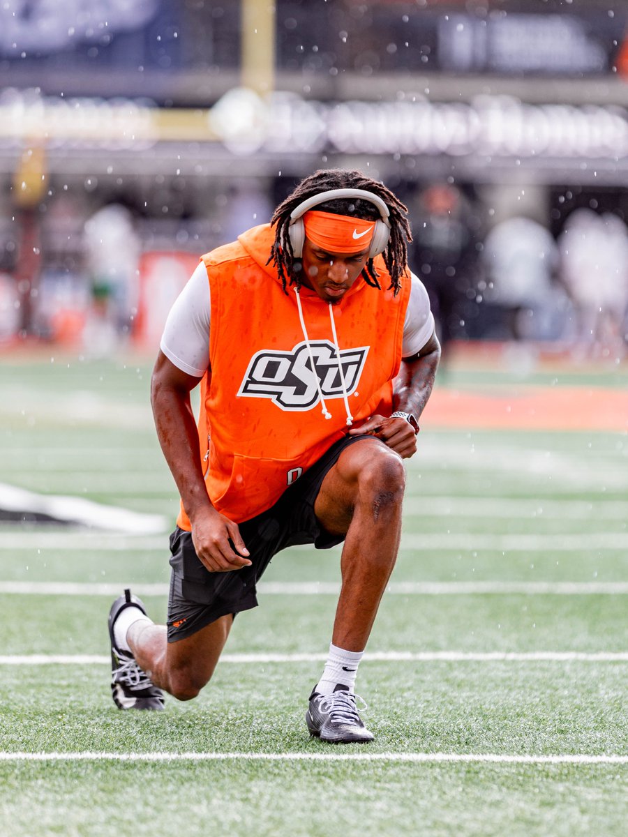 CowboyFB's tweet photo. little rain never bothered us https://t.co/qZy26bFLyM