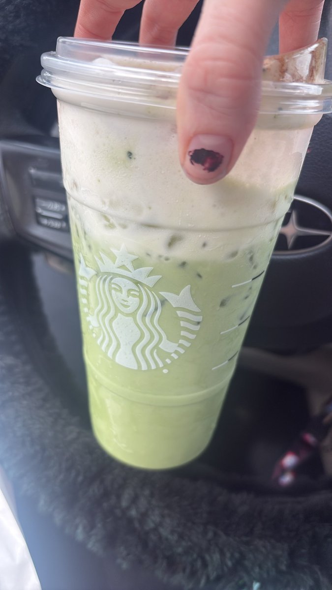 circuscel's tweet photo. @mousecarnival Bananabred matcha i make at work :3 https://t.co/muT3T5fUFn