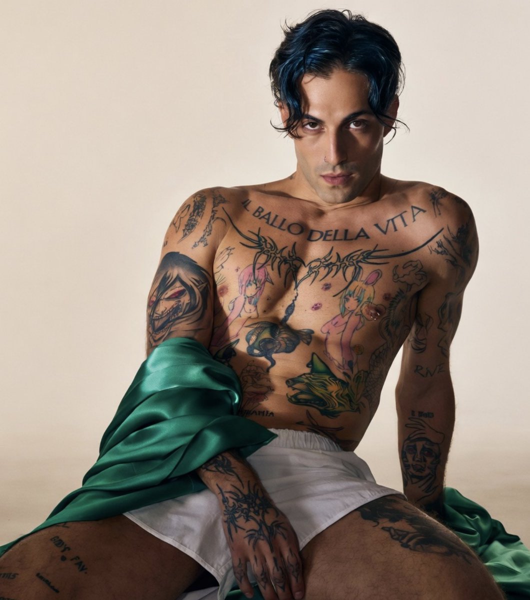TheHottestMen_'s tweet photo. All Stars ✨
Round I - Group II - 1st Round of votes:

Damiano David / #Italy / 27 / Singer / @daviddamiano99

#DamianoDavid
(���� Credit to the rightful owner. Dm for credit/removal) https://t.co/uZH2Xpj3sD